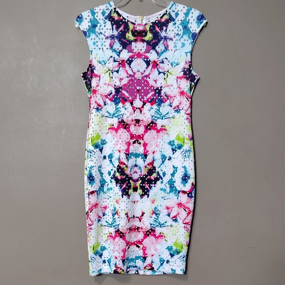 Bisou Bisou Lazer Holed Dress W White Liner Size 12